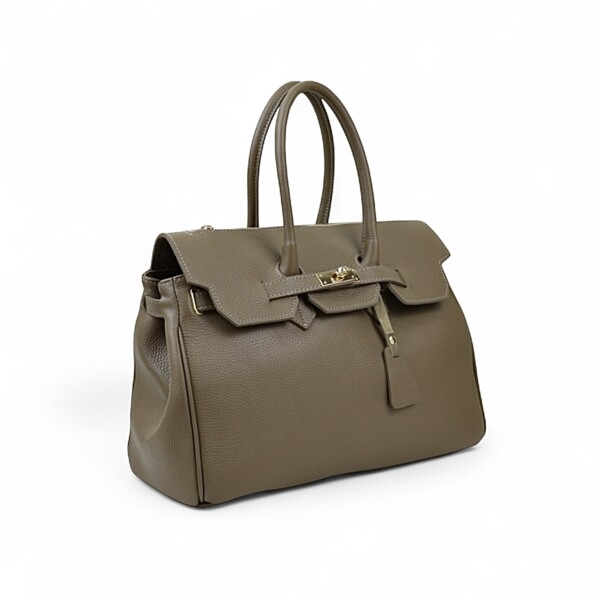 Moka spalvos atspalvis – prabangi rankinė tikrosioms ofiso dievaitėms.