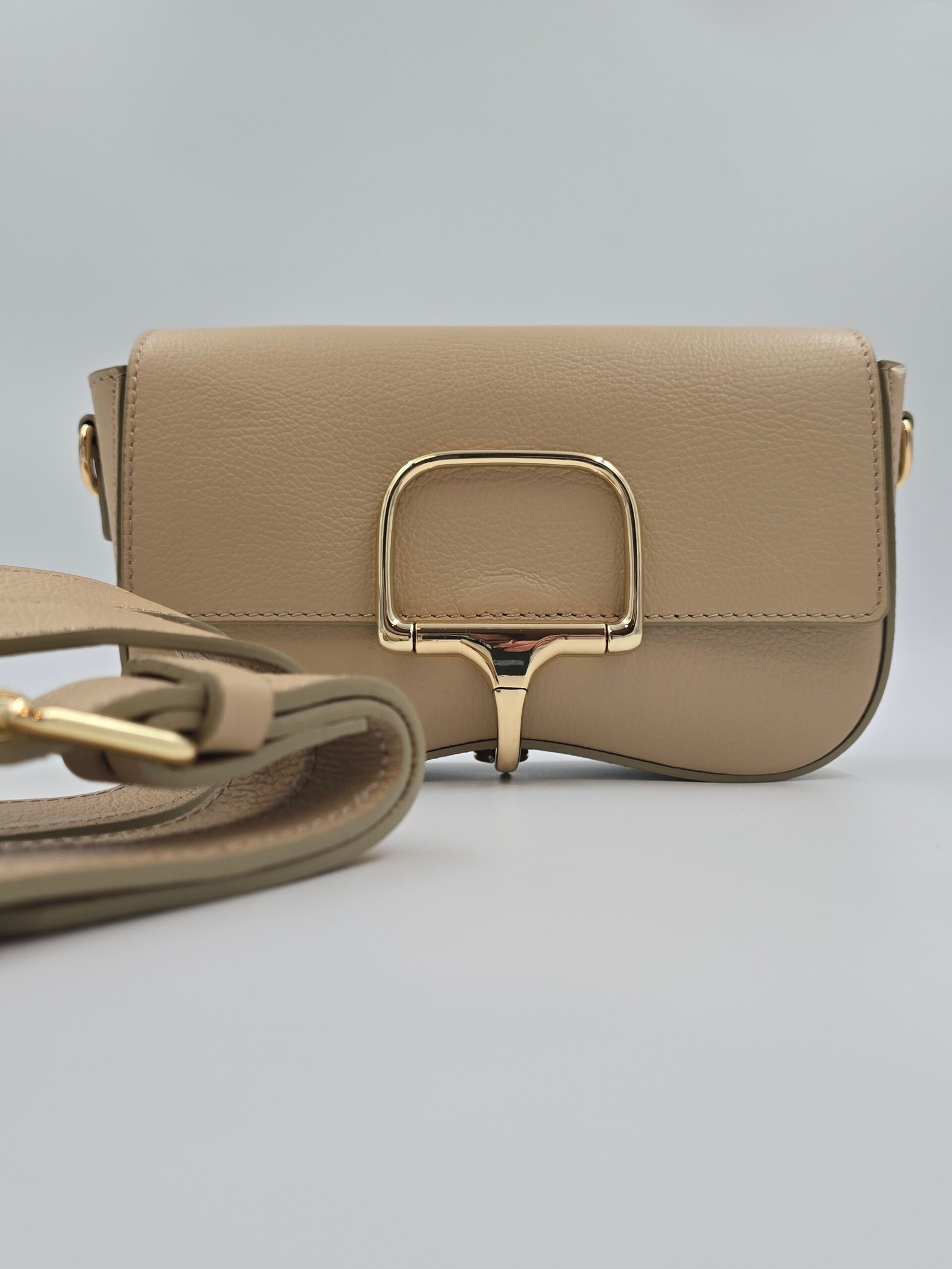 Odinė Rankinė „Belladonna“ - Image 15